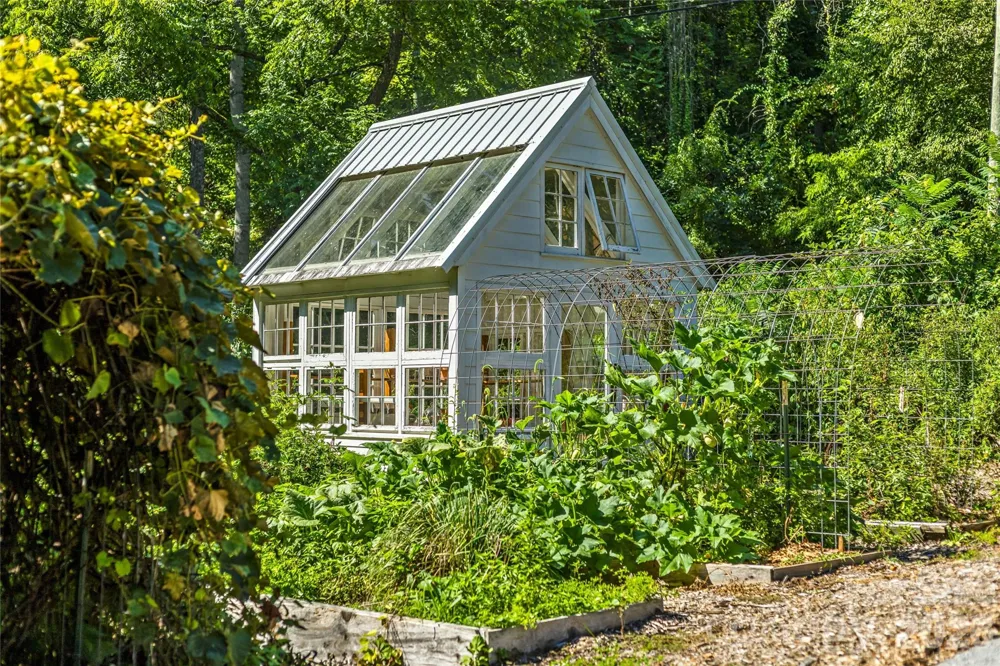 820 Merrills Cove Road Asheville, NC 28803