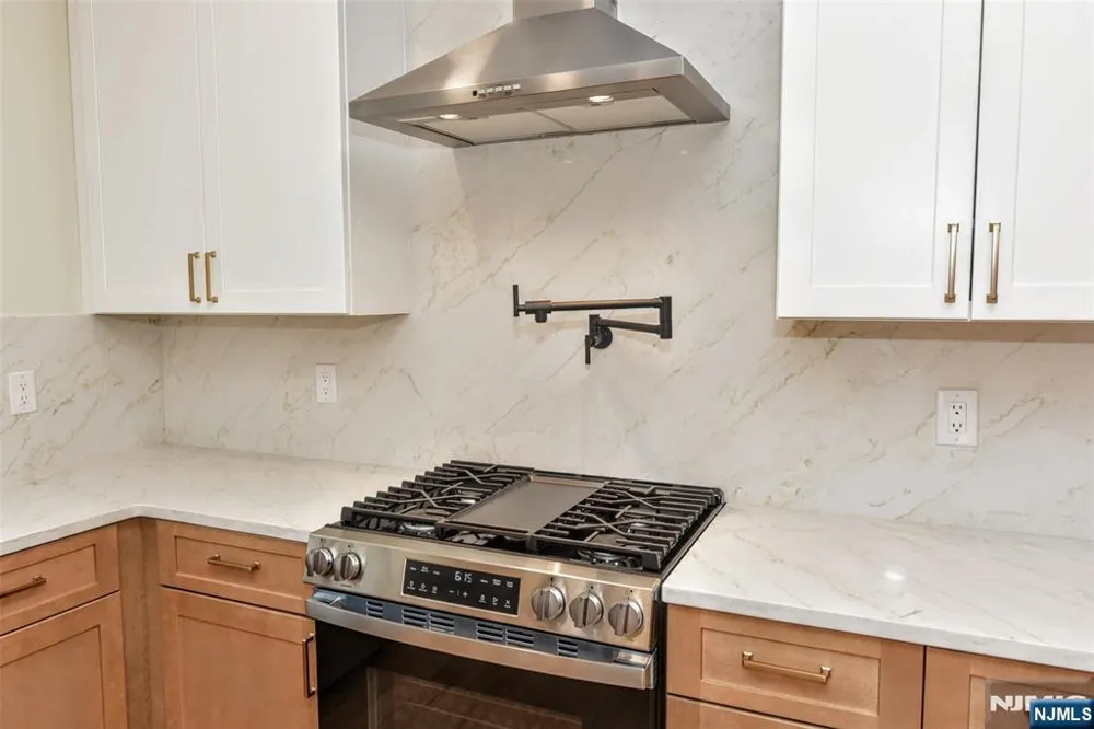 311 Harrison Avenue Hasbrouck Heights, NJ 07604