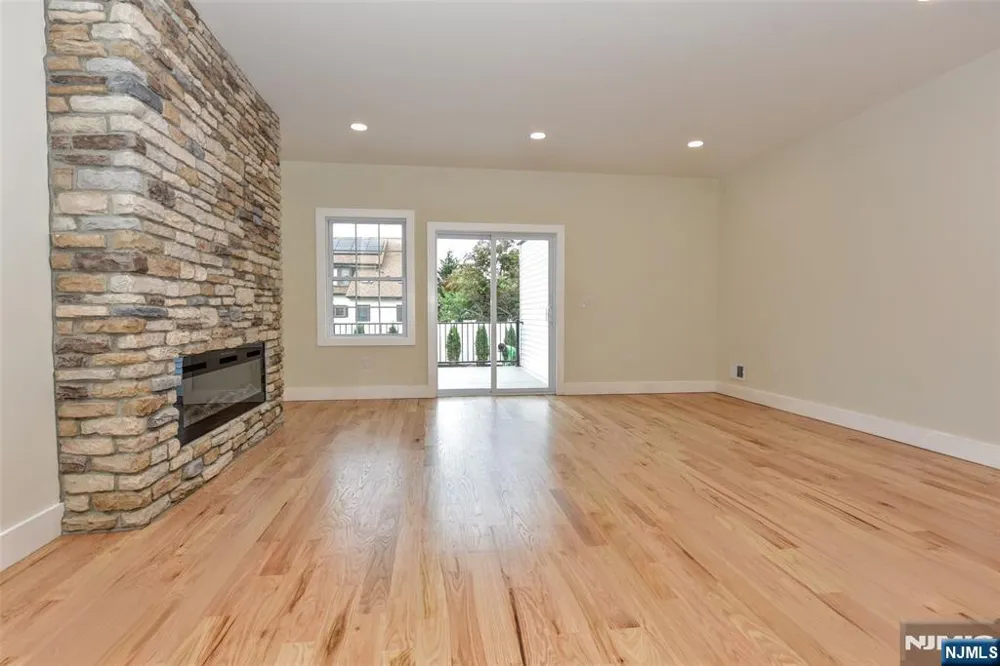 311 Harrison Avenue Hasbrouck Heights, NJ 07604