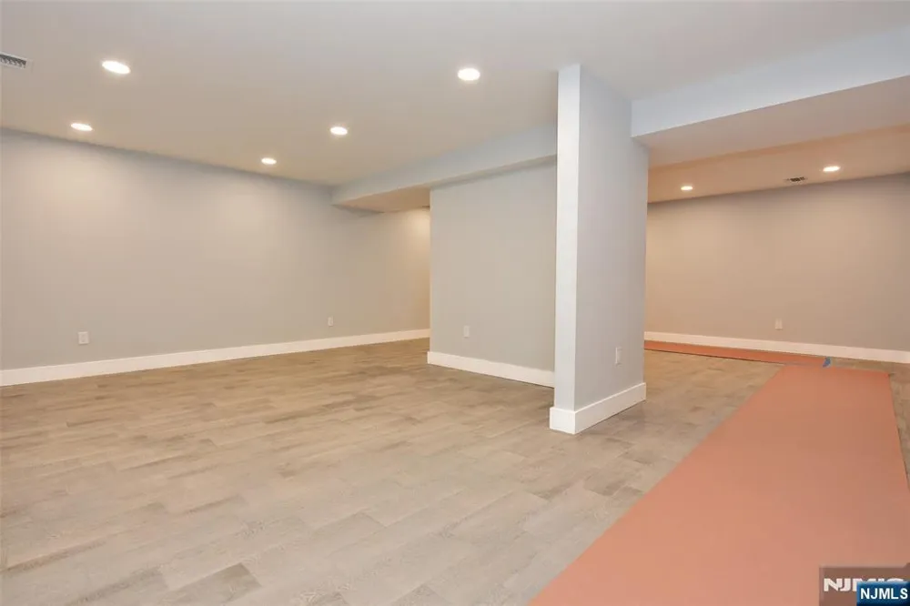 311 Harrison Avenue Hasbrouck Heights, NJ 07604