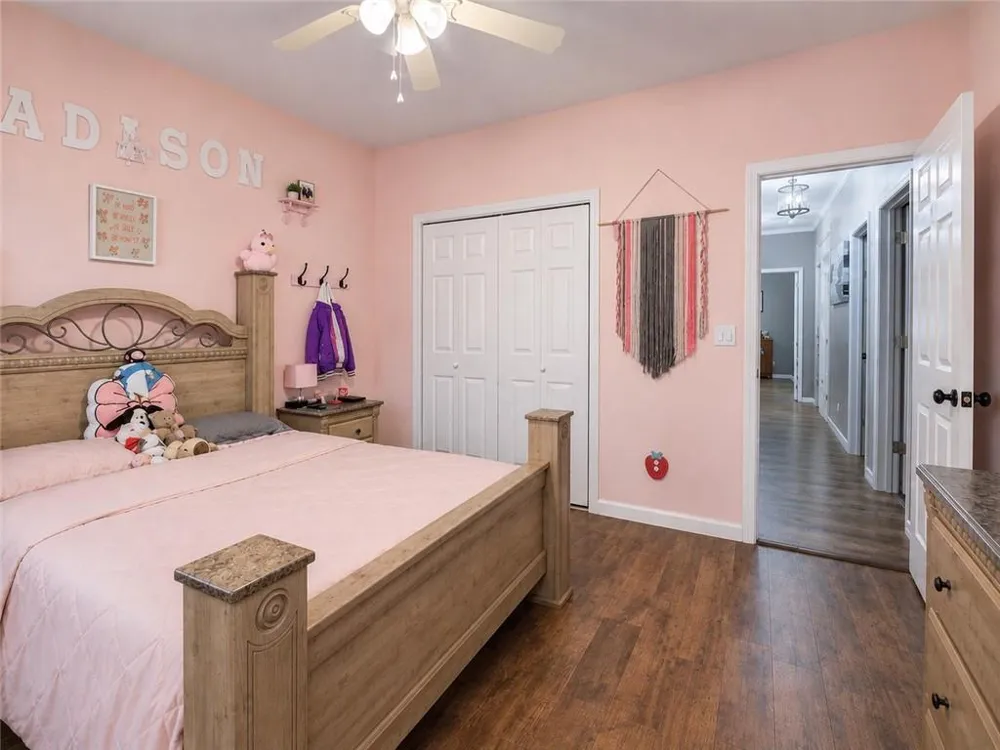 31 Cliffhanger Pointe SW Euharlee, GA 30120