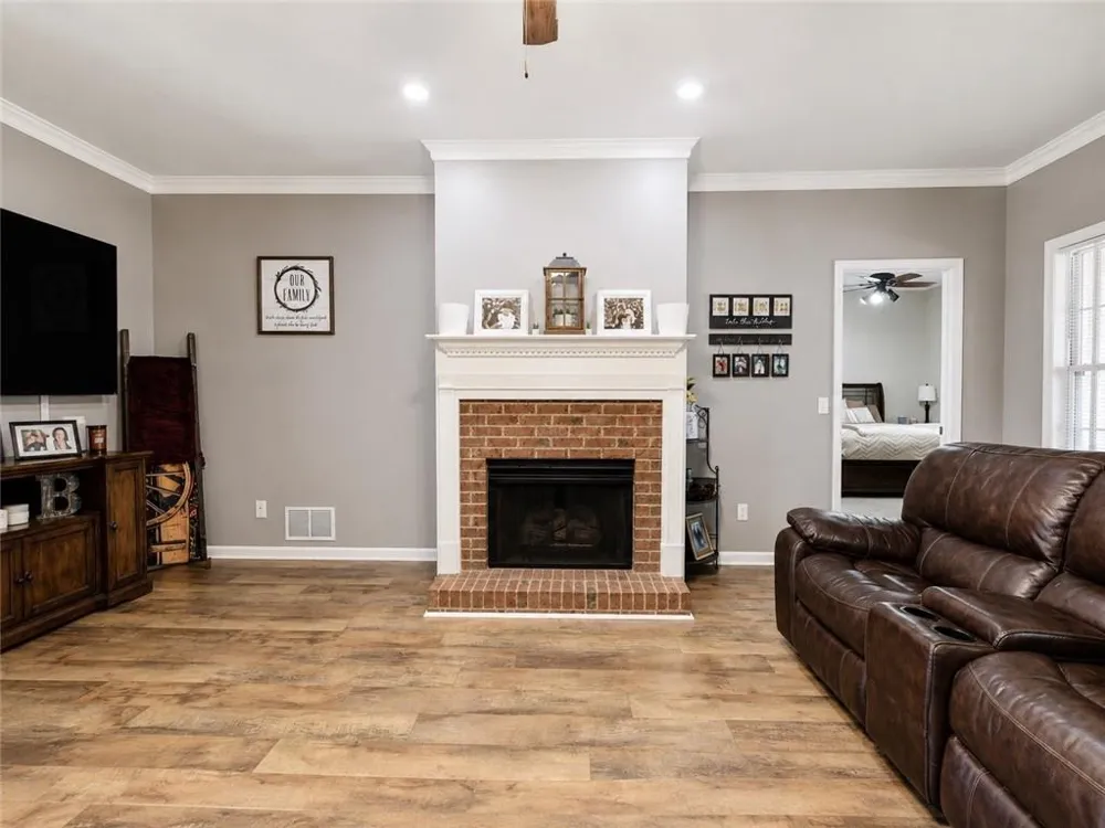 31 Cliffhanger Pointe SW Euharlee, GA 30120