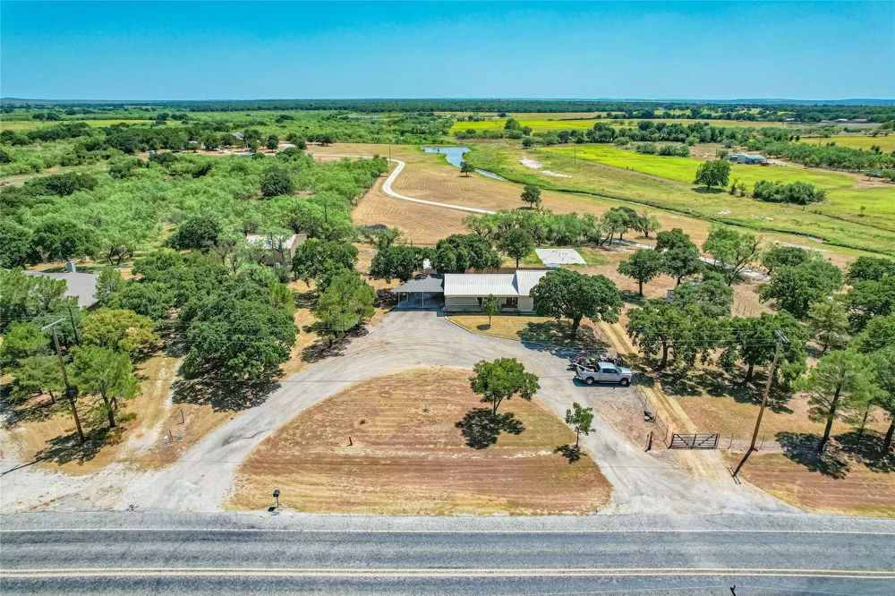 2105 Fm 18 Clyde, TX 79510