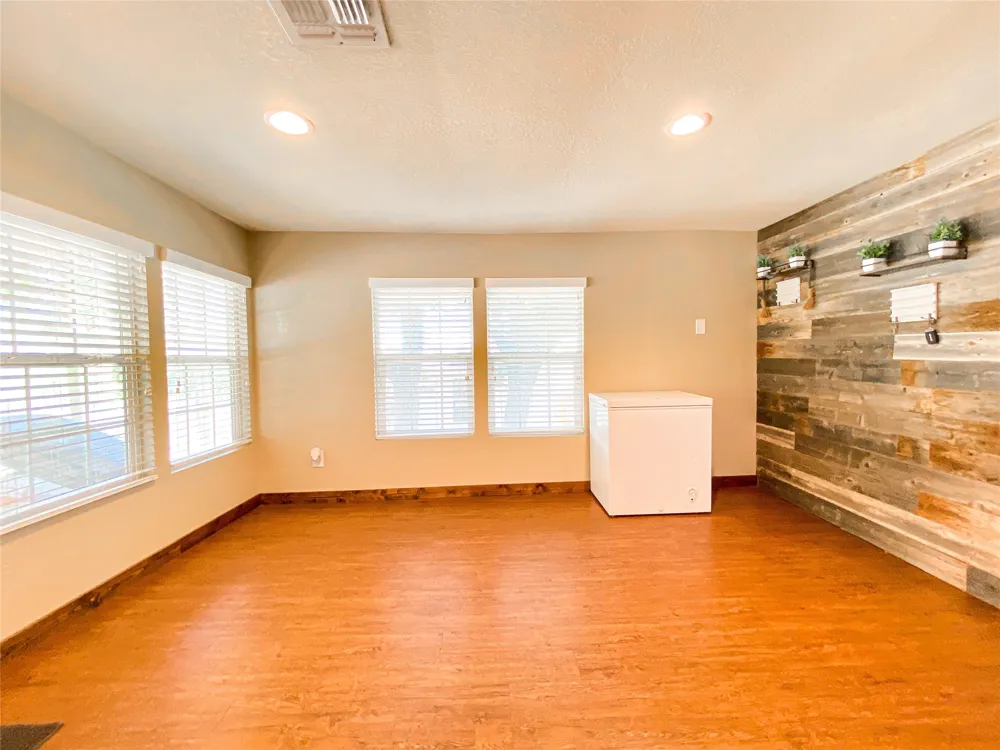 2105 Fm 18 Clyde, TX 79510