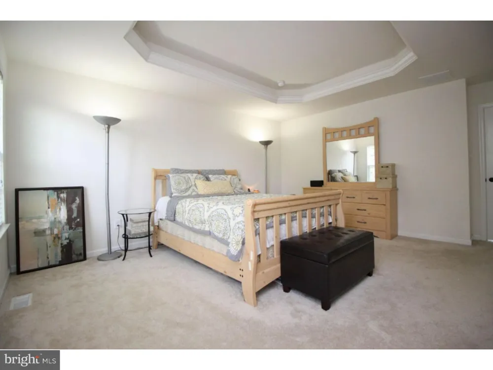 33 WALLACE STREET Mount Holly, NJ 08060