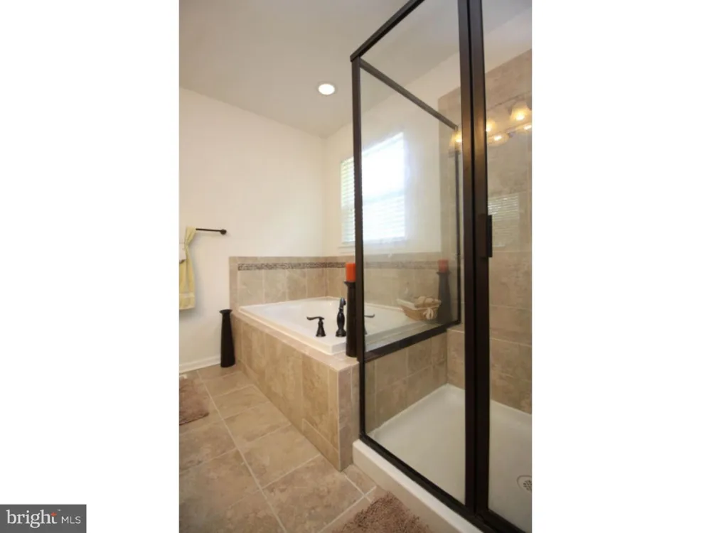 33 WALLACE STREET Mount Holly, NJ 08060