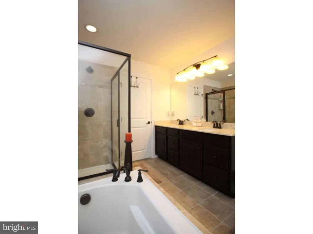 33 WALLACE STREET Mount Holly, NJ 08060