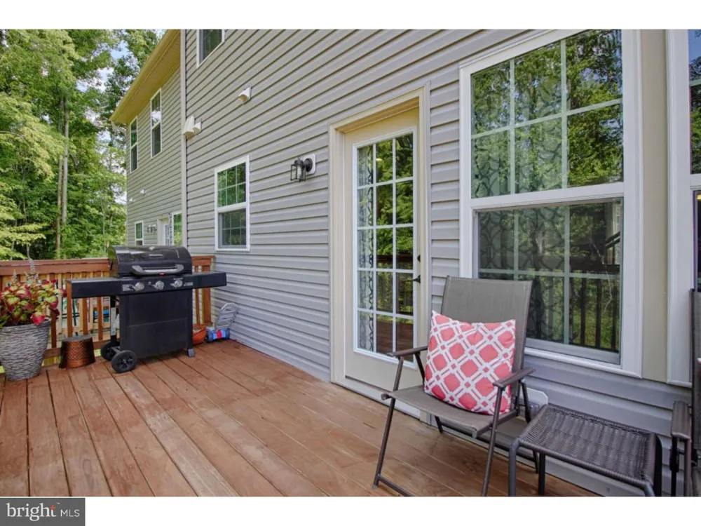 33 WALLACE STREET Mount Holly, NJ 08060