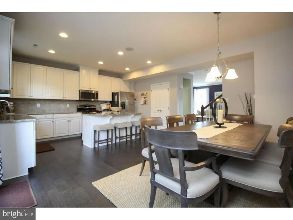 33 WALLACE STREET Mount Holly, NJ 08060