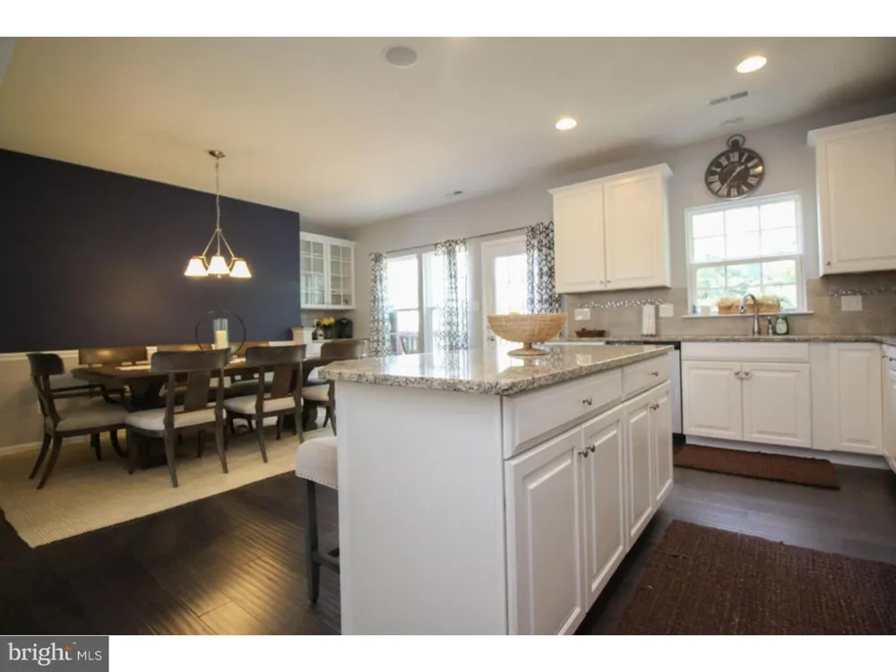 33 WALLACE STREET Mount Holly, NJ 08060