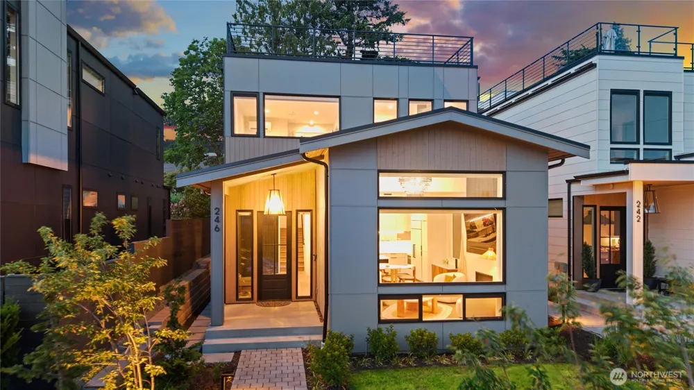 246 5th Avenue W Kirkland, WA 98033