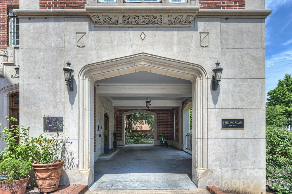 301 W 10th Street #308 Charlotte, NC 28202