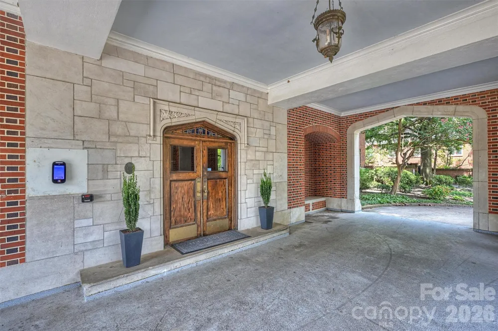 301 W 10th Street #308 Charlotte, NC 28202