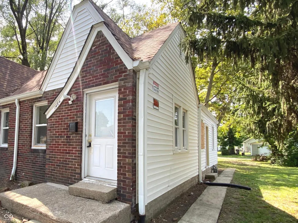 1464 Gladstone Avenue Indianapolis, IN 46201