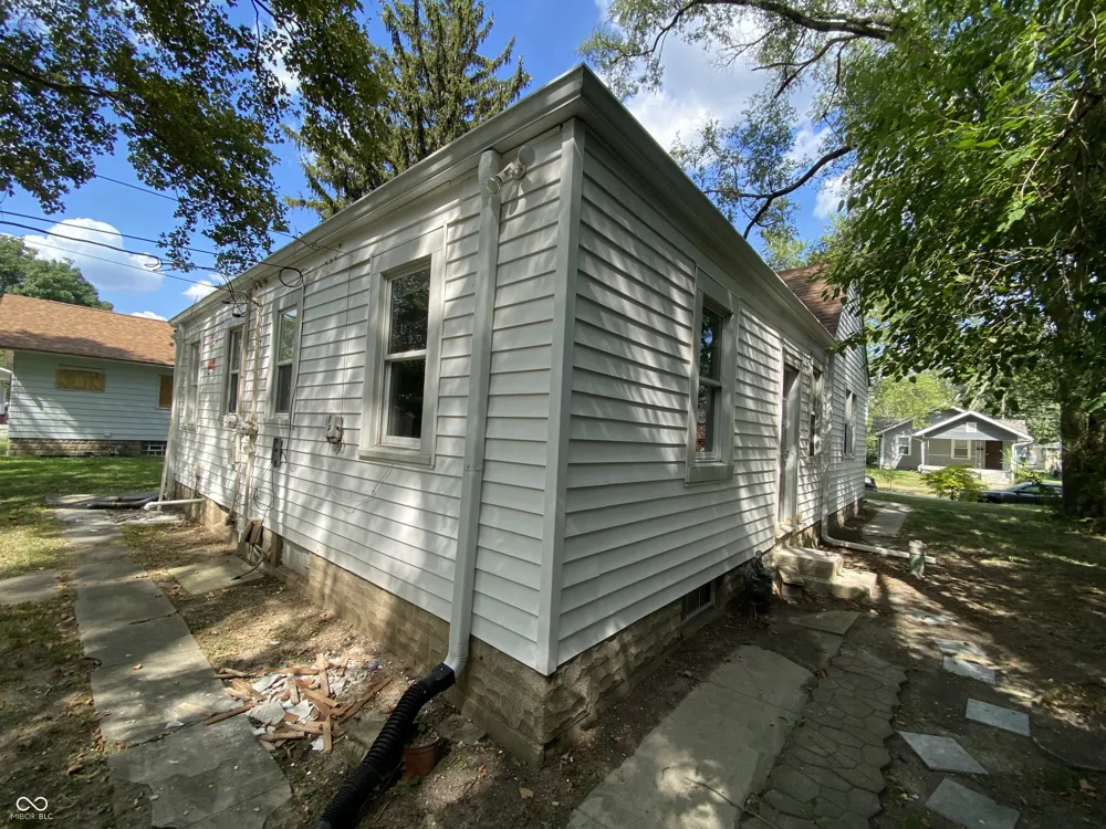 1464 Gladstone Avenue Indianapolis, IN 46201