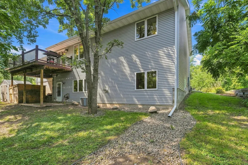 14075 Natchez Avenue Savage, MN 55378