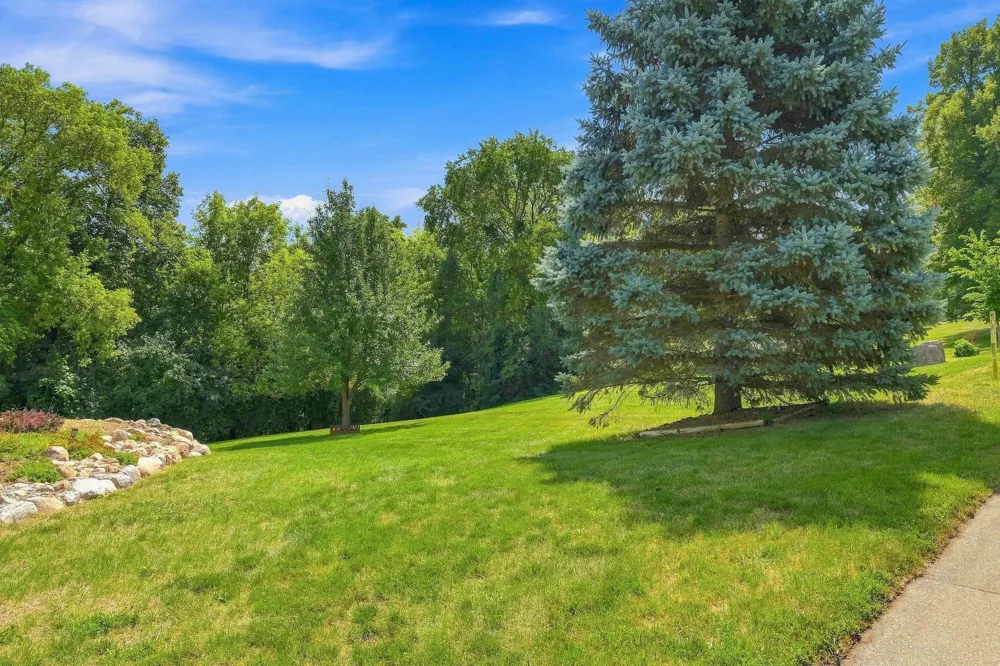 14075 Natchez Avenue Savage, MN 55378