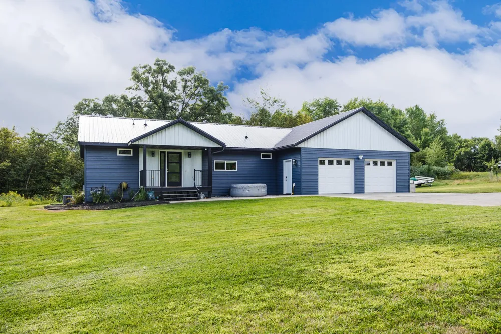 14811 Ridge Drive Detroit Lakes, MN 56501
