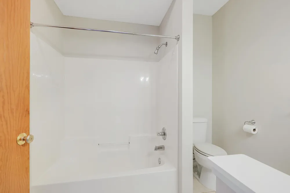 7592 Hinton Park Avenue S Cottage Grove, MN 55016