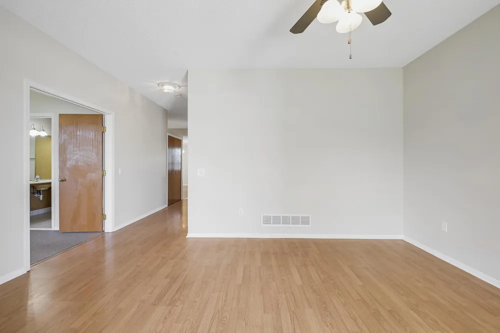 7592 Hinton Park Avenue S Cottage Grove, MN 55016