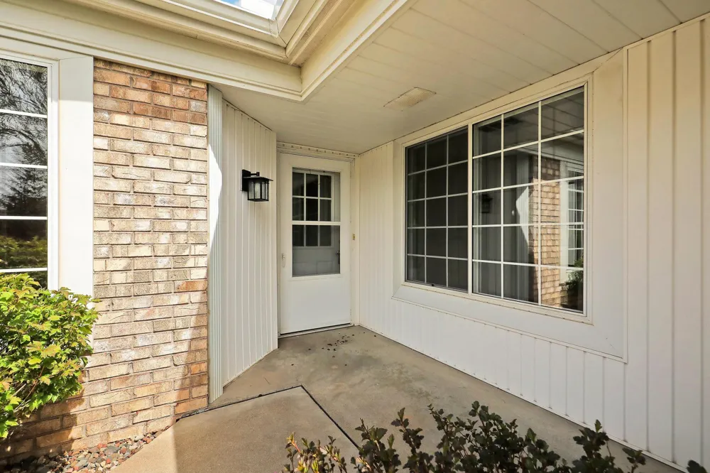 7592 Hinton Park Avenue S Cottage Grove, MN 55016