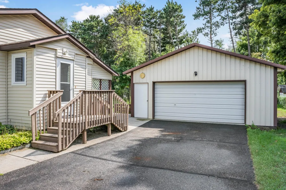12739 316th Avenue Princeton, MN 55371