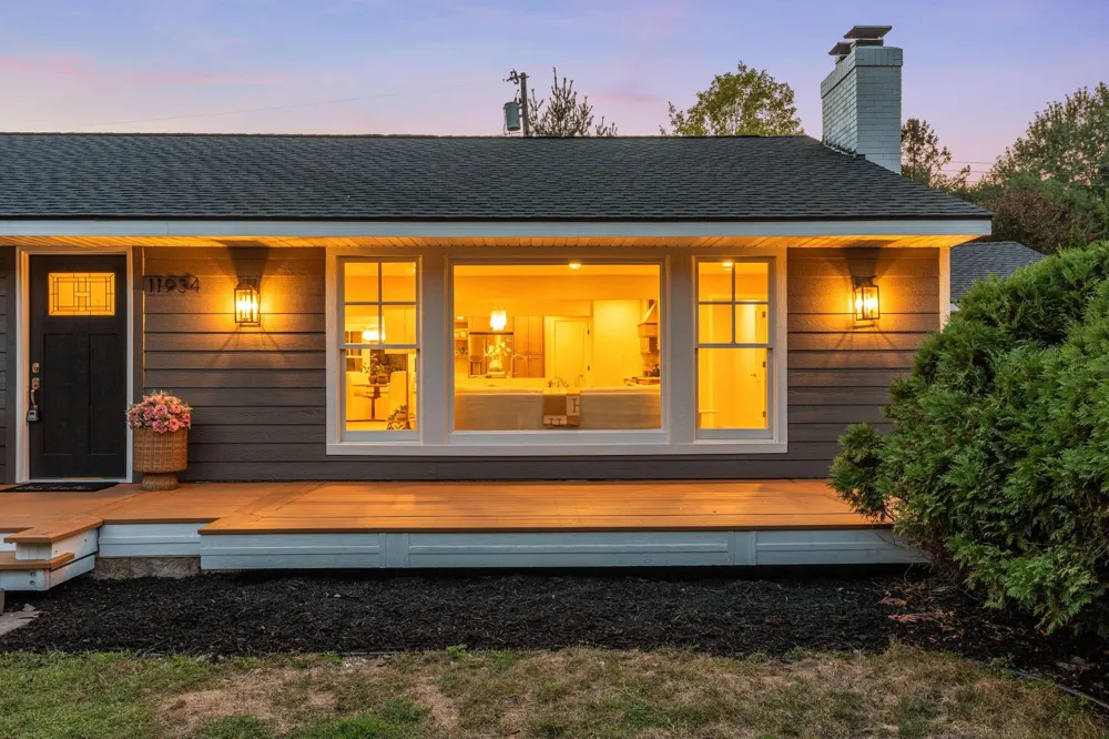 11934 James Road Minnetonka, MN 55343