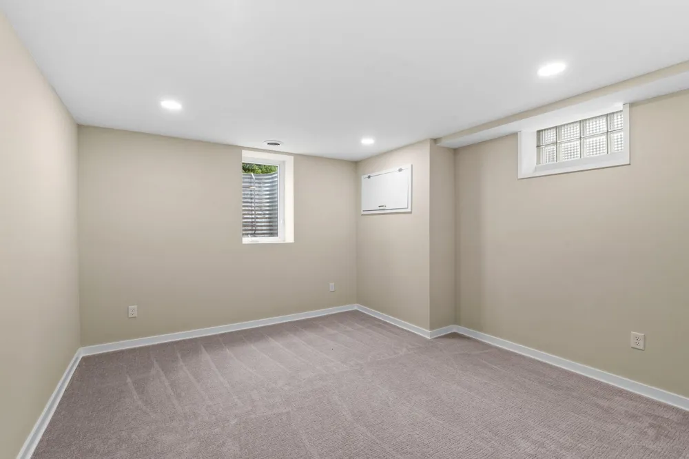 11934 James Road Minnetonka, MN 55343