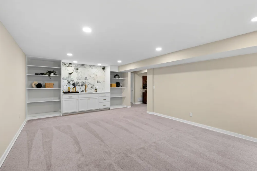 11934 James Road Minnetonka, MN 55343