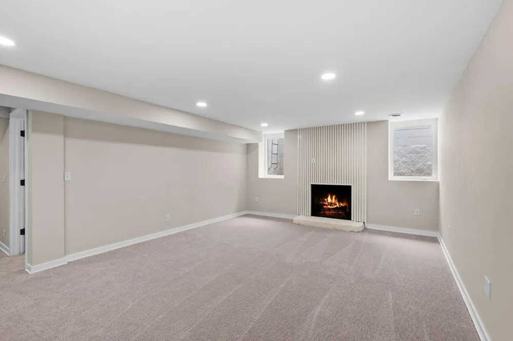 11934 James Road Minnetonka, MN 55343