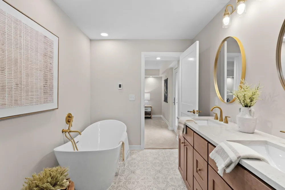 11934 James Road Minnetonka, MN 55343