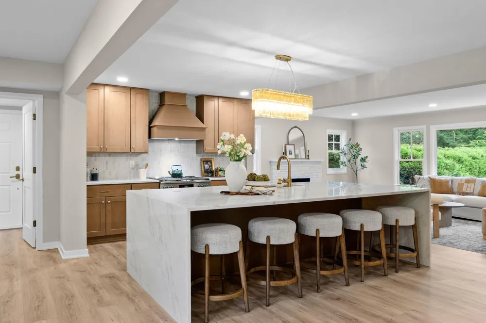 11934 James Road Minnetonka, MN 55343