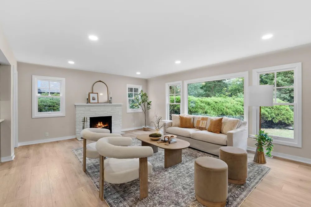 11934 James Road Minnetonka, MN 55343