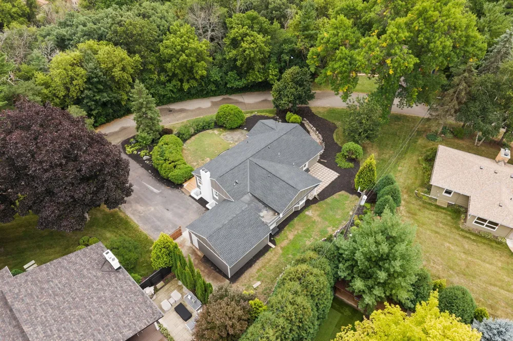 11934 James Road Minnetonka, MN 55343