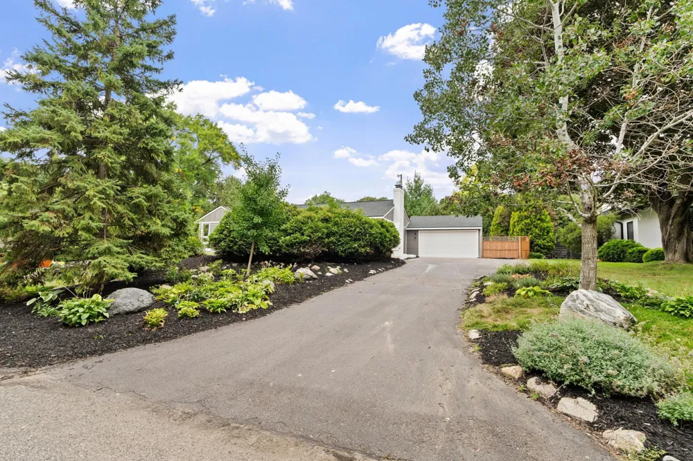 11934 James Road Minnetonka, MN 55343