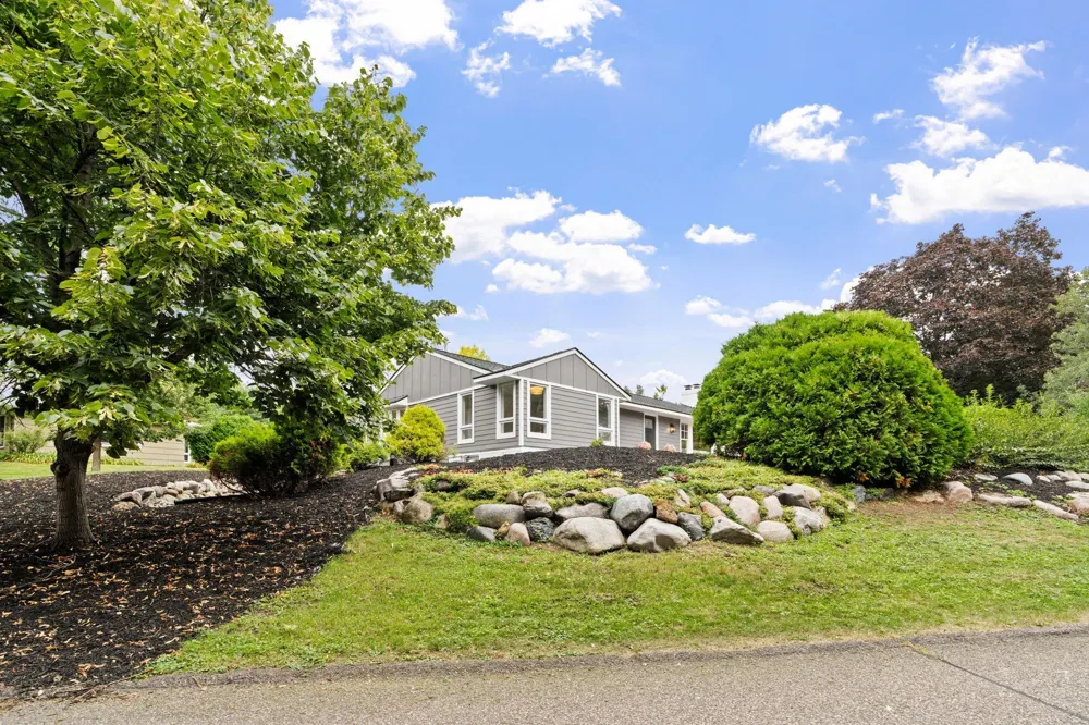 11934 James Road Minnetonka, MN 55343