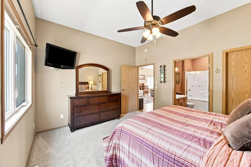 2872 35th Street S Moorhead, MN 56560