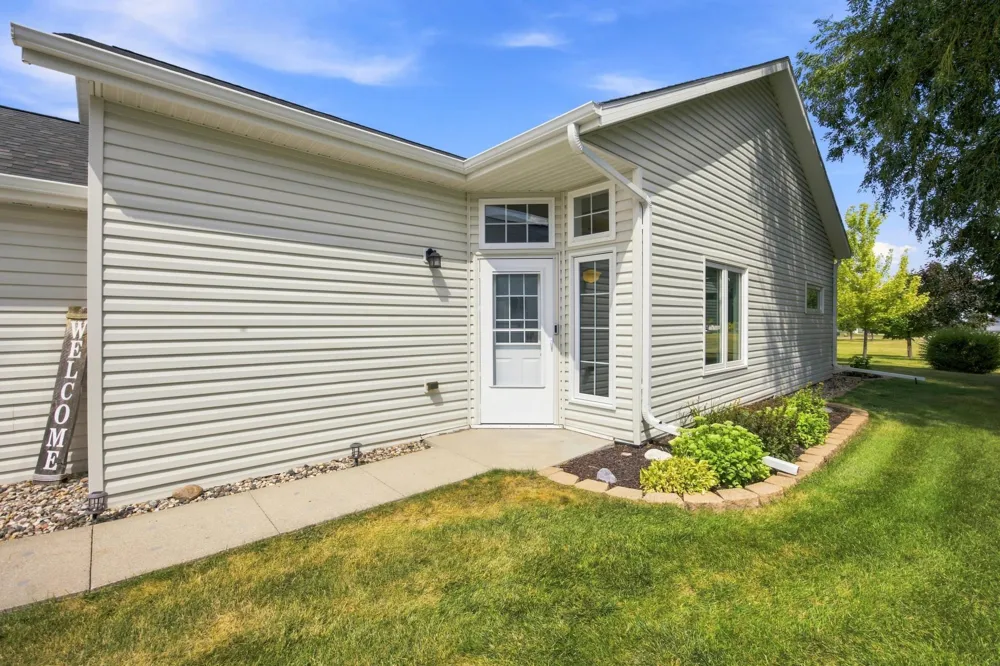 2872 35th Street S Moorhead, MN 56560