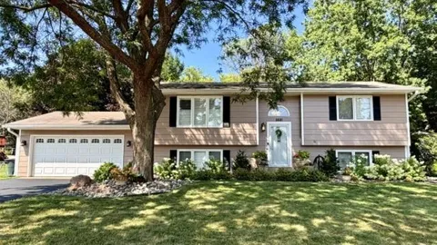 5681 193rd Street W