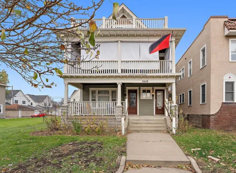 2428 Chicago Avenue #2