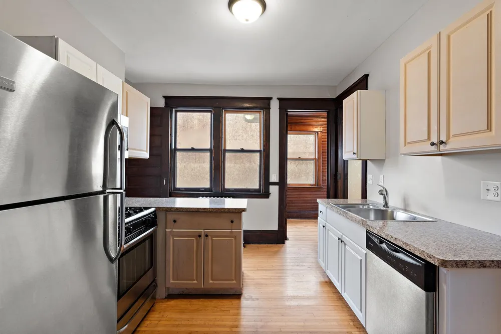 2428 Chicago Avenue #2 Minneapolis, MN 55404