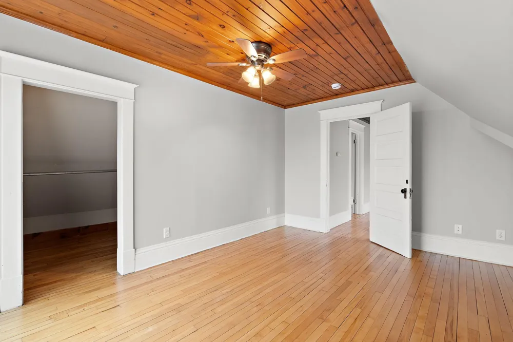 2428 Chicago Avenue #2 Minneapolis, MN 55404