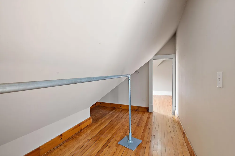 2428 Chicago Avenue #2 Minneapolis, MN 55404