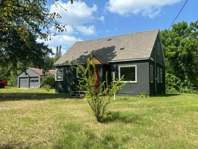 17690 County Road 561 Pengilly, MN 55775