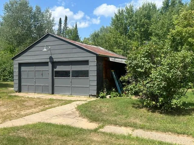 17690 County Road 561 Pengilly, MN 55775