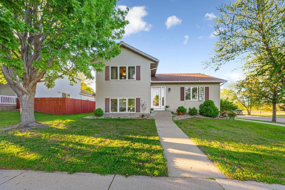 601 Bassford Street Saint Peter, MN 56082