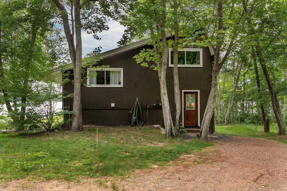 27123 Shelstad Lane Merrifield, MN 56465