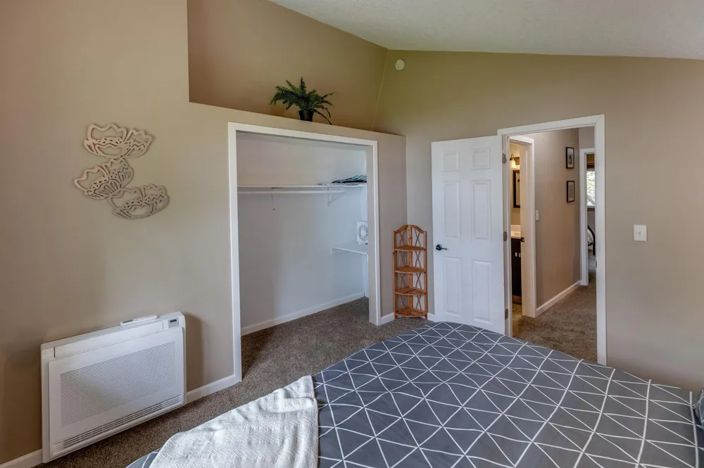 27123 Shelstad Lane Merrifield, MN 56465