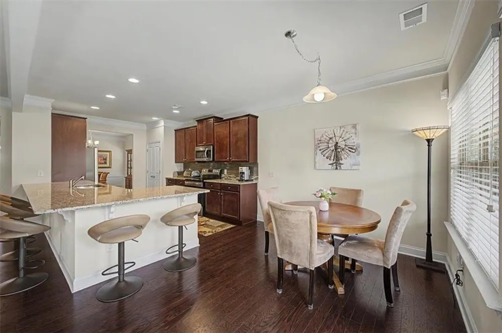 43 Stateley Oaks Drive SE Cartersville, GA 30120