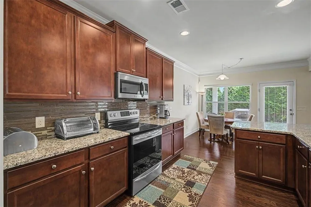 43 Stateley Oaks Drive SE Cartersville, GA 30120